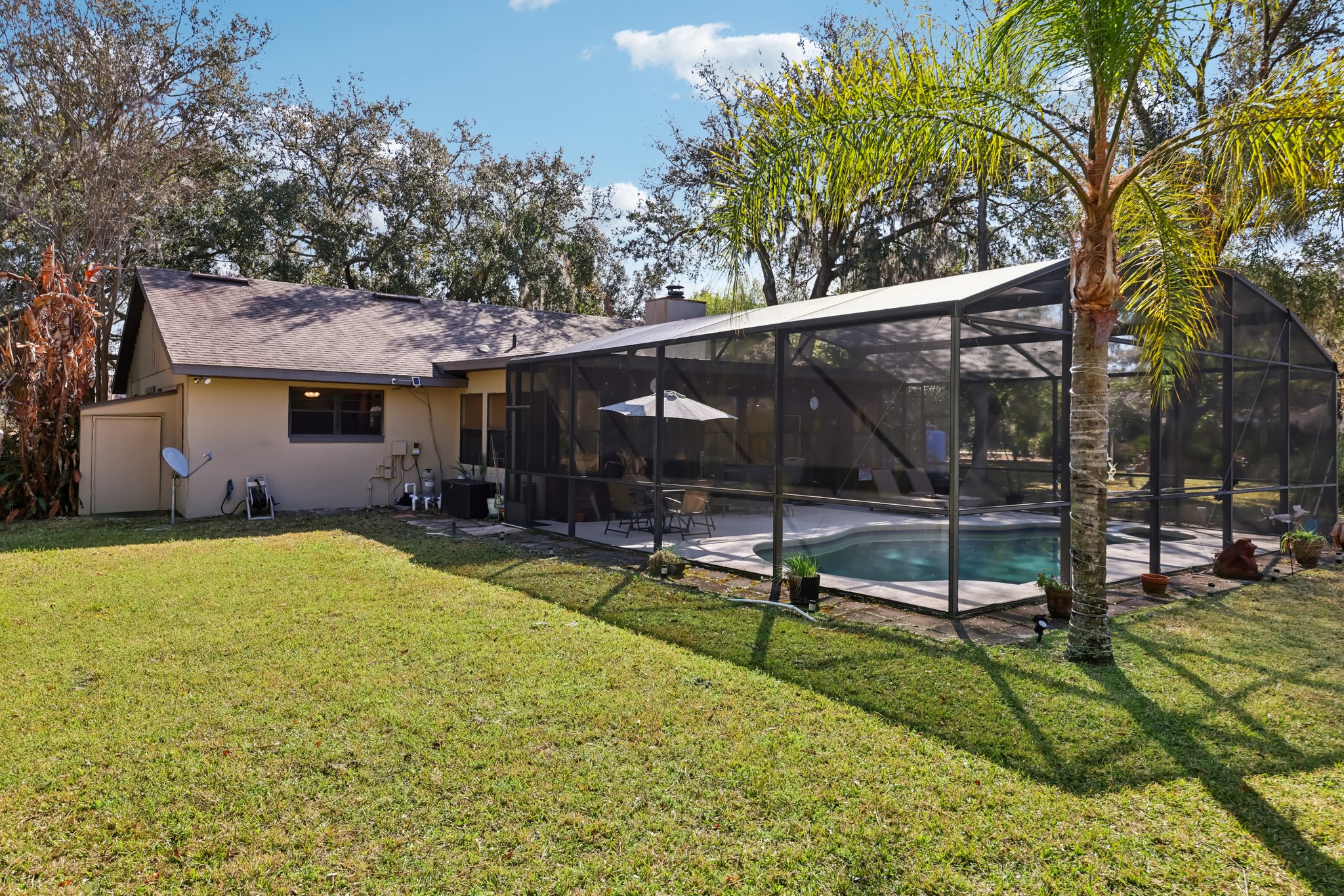 Old Ml-S2002-039.jpg