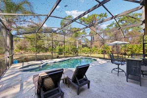 Old Ml-S2002-035.jpg