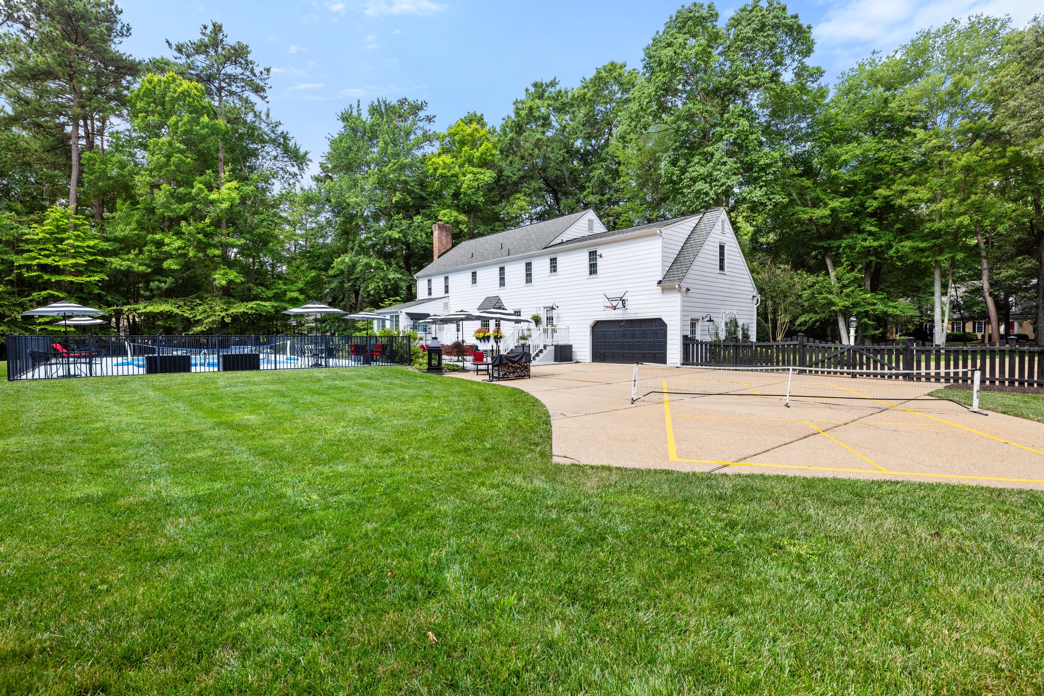 Fabulous Property from Front to Back!