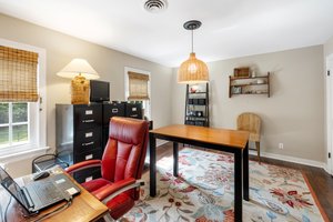 2nd Office or Bedroom - 2 Closets!