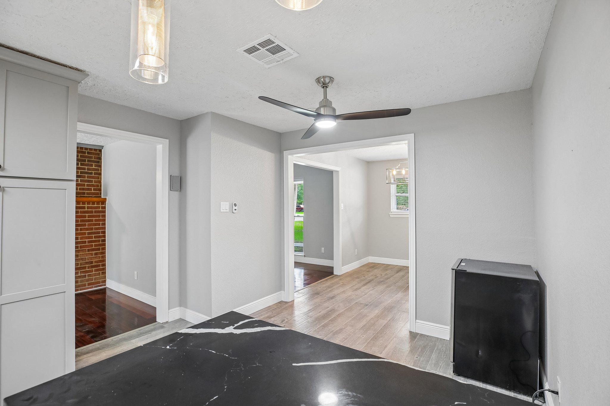 2921 Oak Dr-S2406-014.jpg