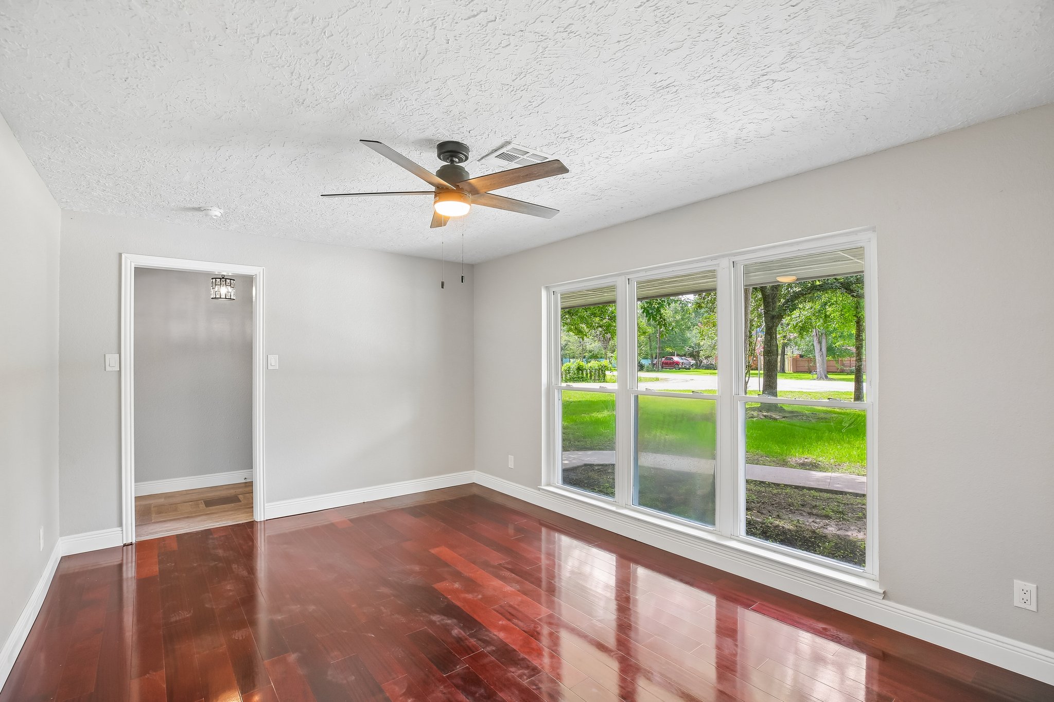 2921 Oak Dr-S2406-020.jpg
