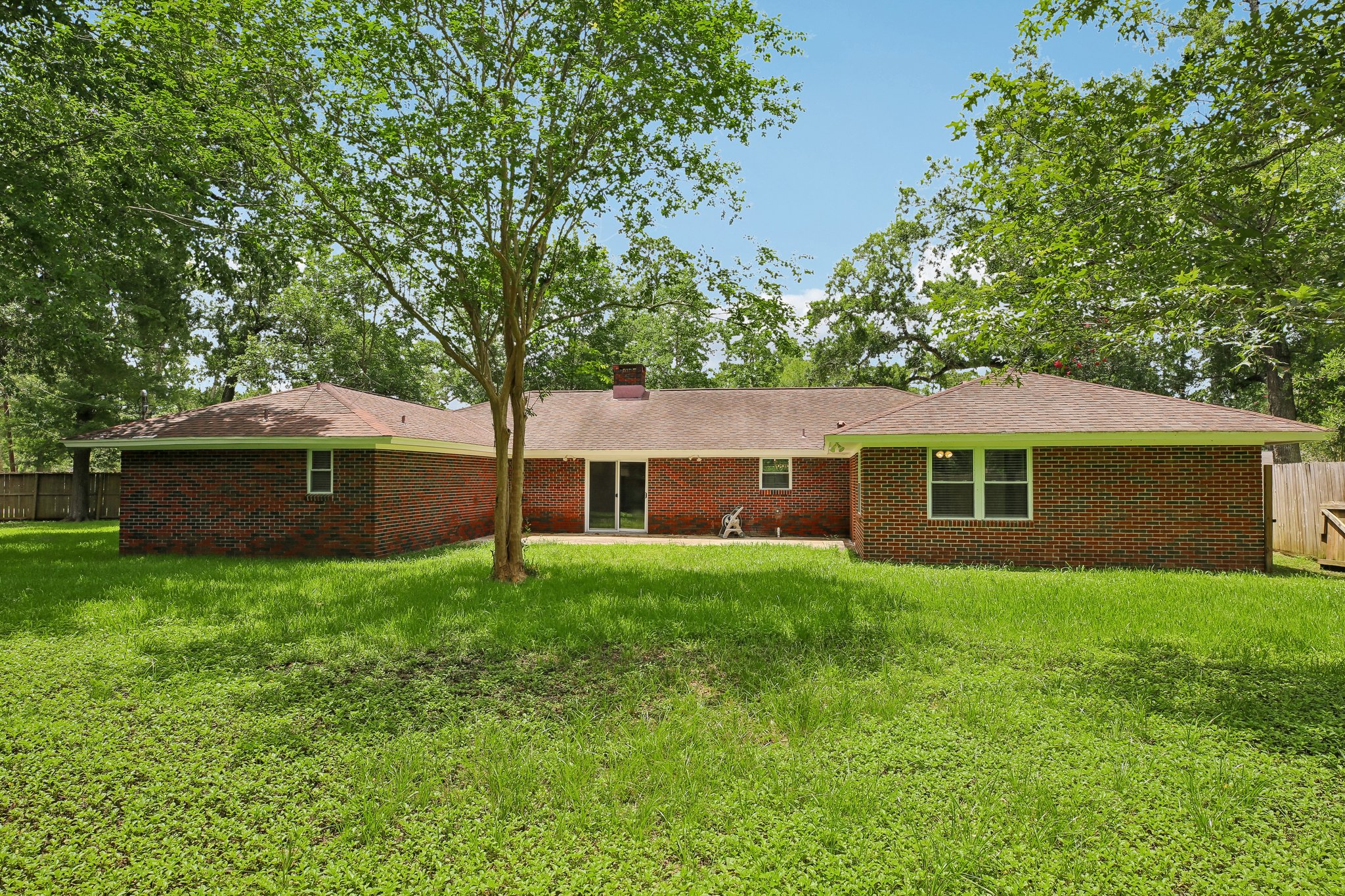 2921 Oak Dr-S2406-042.jpg