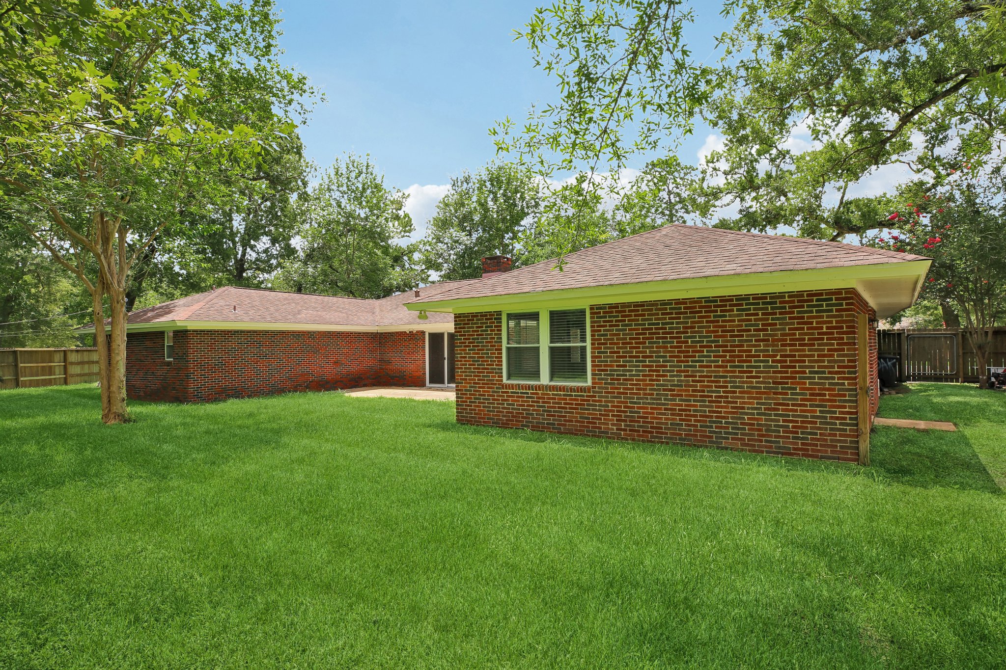 2921 Oak Dr-S2406-049.jpg