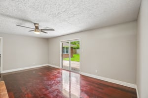 2921 Oak Dr-S2406-006.jpg