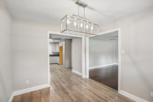 2921 Oak Dr-S2406-010.jpg