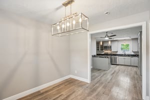 2921 Oak Dr-S2406-011.jpg