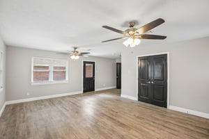 2921 Oak Dr-S2406-027.jpg