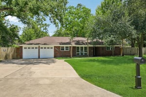 2921 Oak Dr-S2406-045.jpg