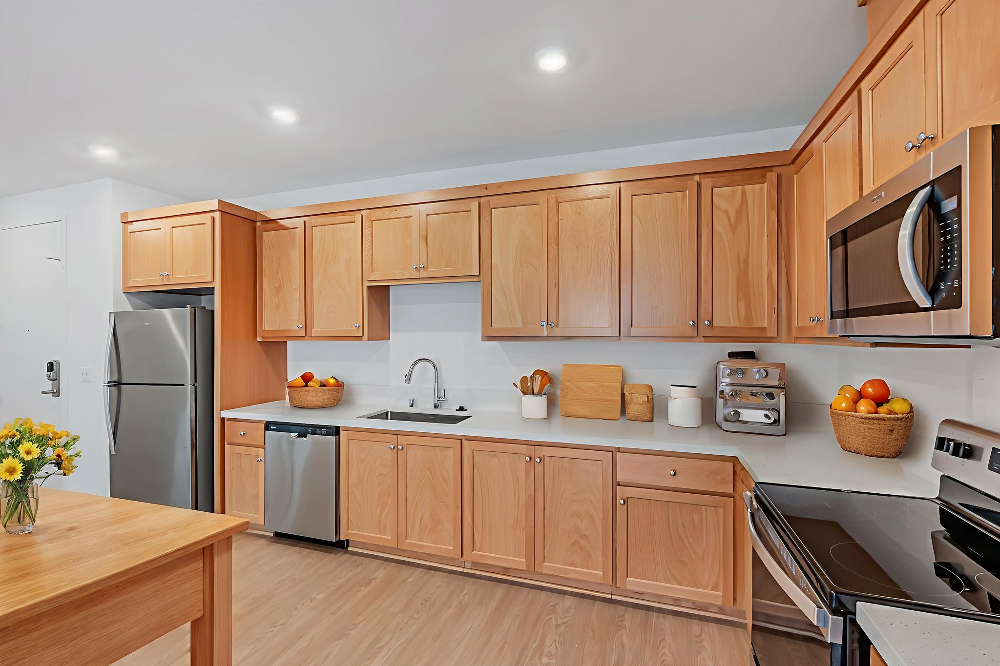 009_29212 Mission Blvd virtually staged.jpeg