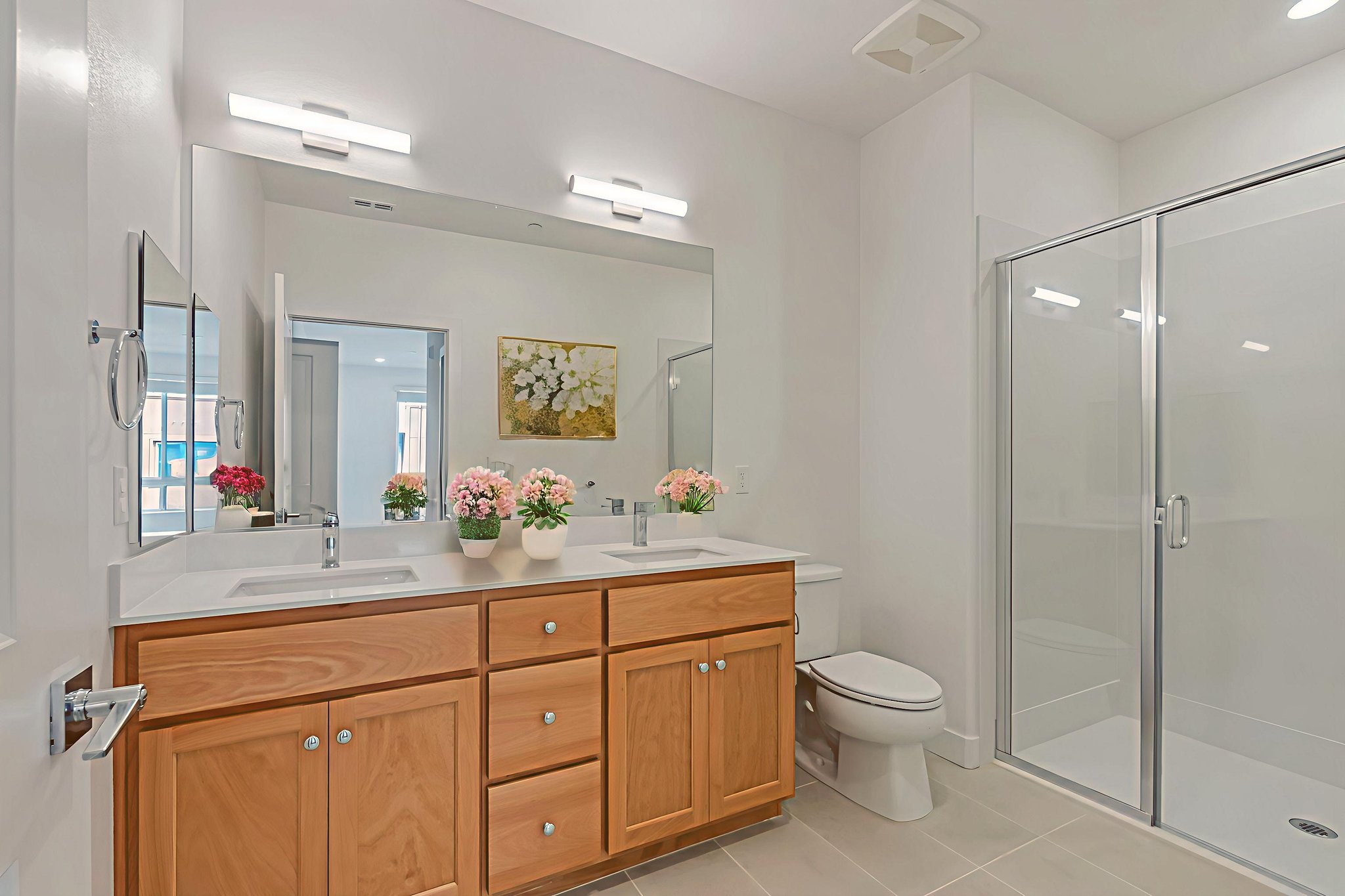 024_29212 Mission Blvd virtually staged.jpeg