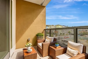 024_29212 Mission Blvd virtually staged.jpeg