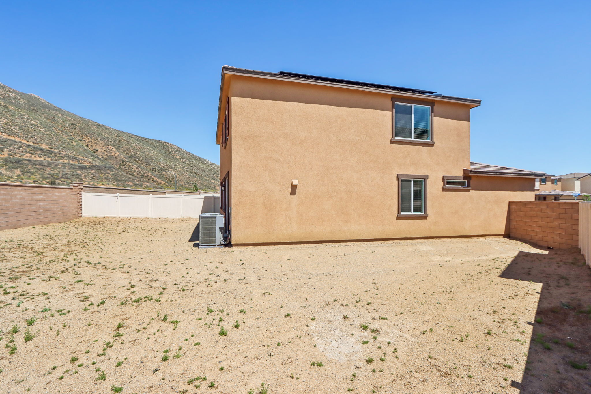 So Cal - Nichols Ranch - 29218 Quarry Wy Lake Elsinore CA 92532 - 041