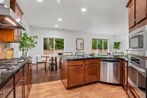 183rd Pl-S3009-018.jpg