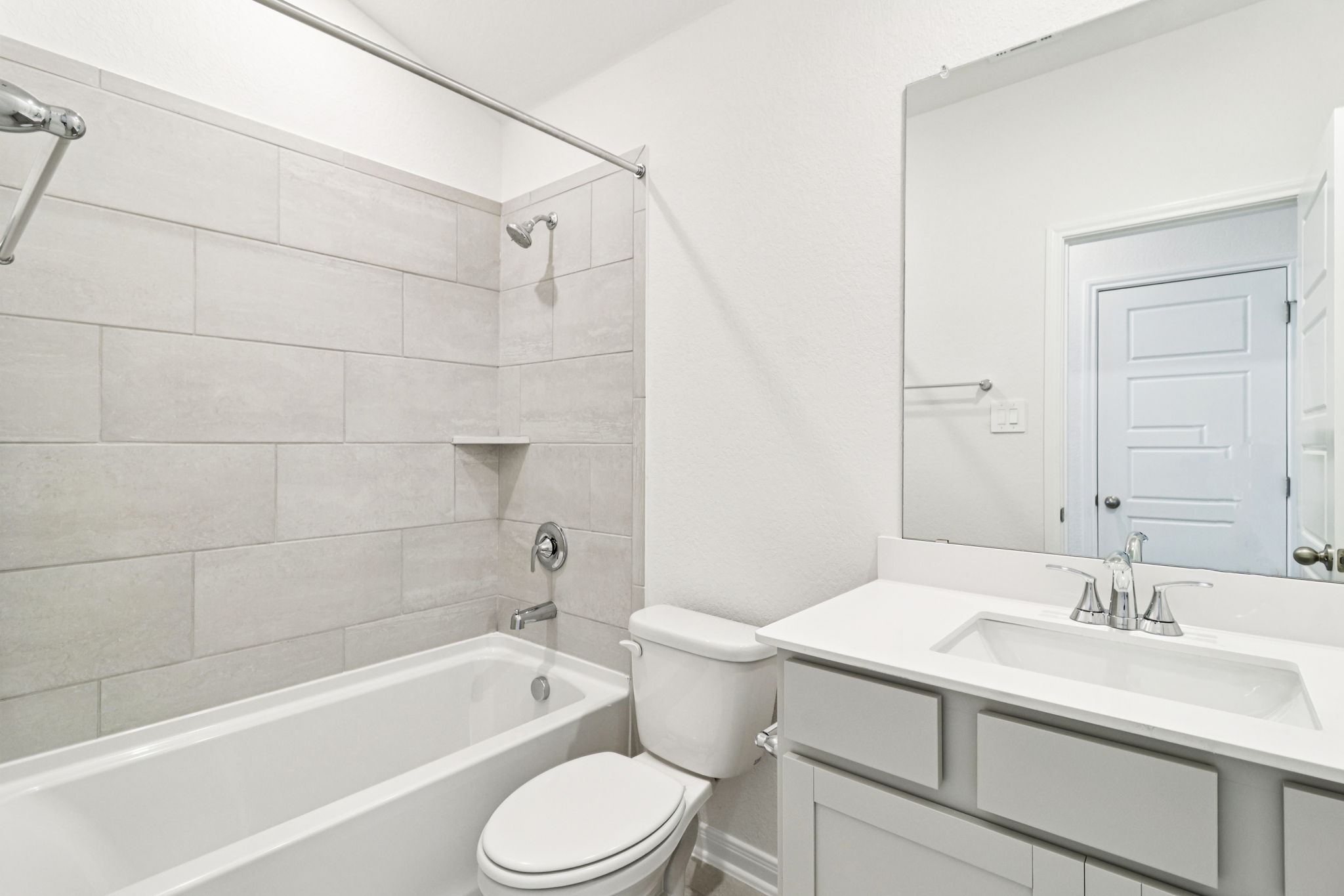 San Antonio - Catalina - 2922 Clemente Wy Converse TX 78109 - 017