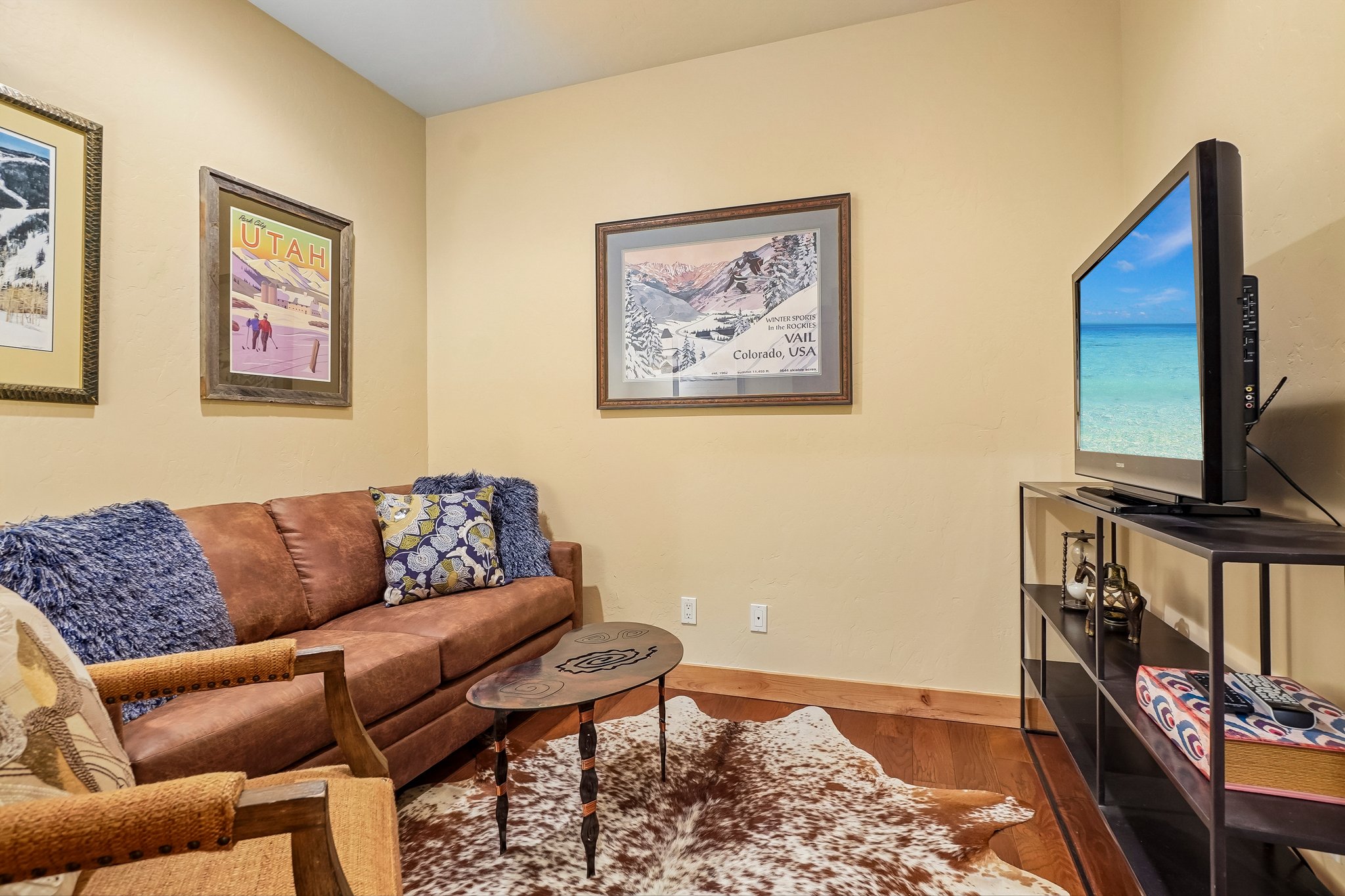 Osprey Ln-S2306-020.jpg