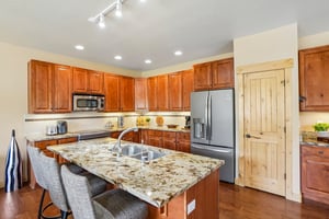 Osprey Ln-S2306-015.jpg