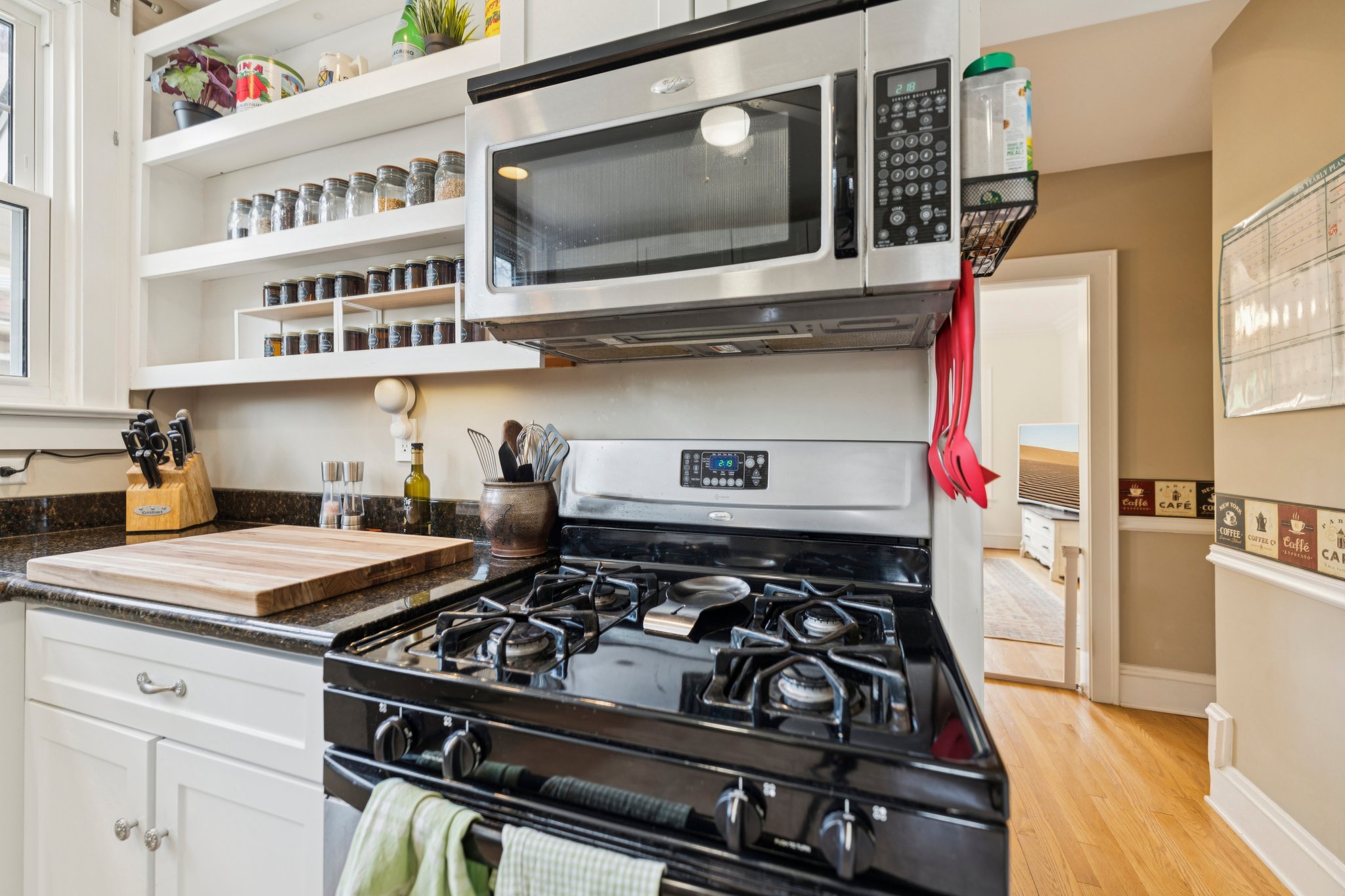 E Overlook Rd-S1504-022.jpg