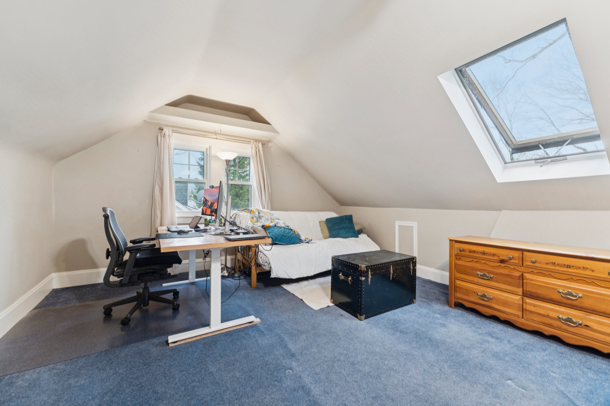 E Overlook Rd-S1504-036.jpg