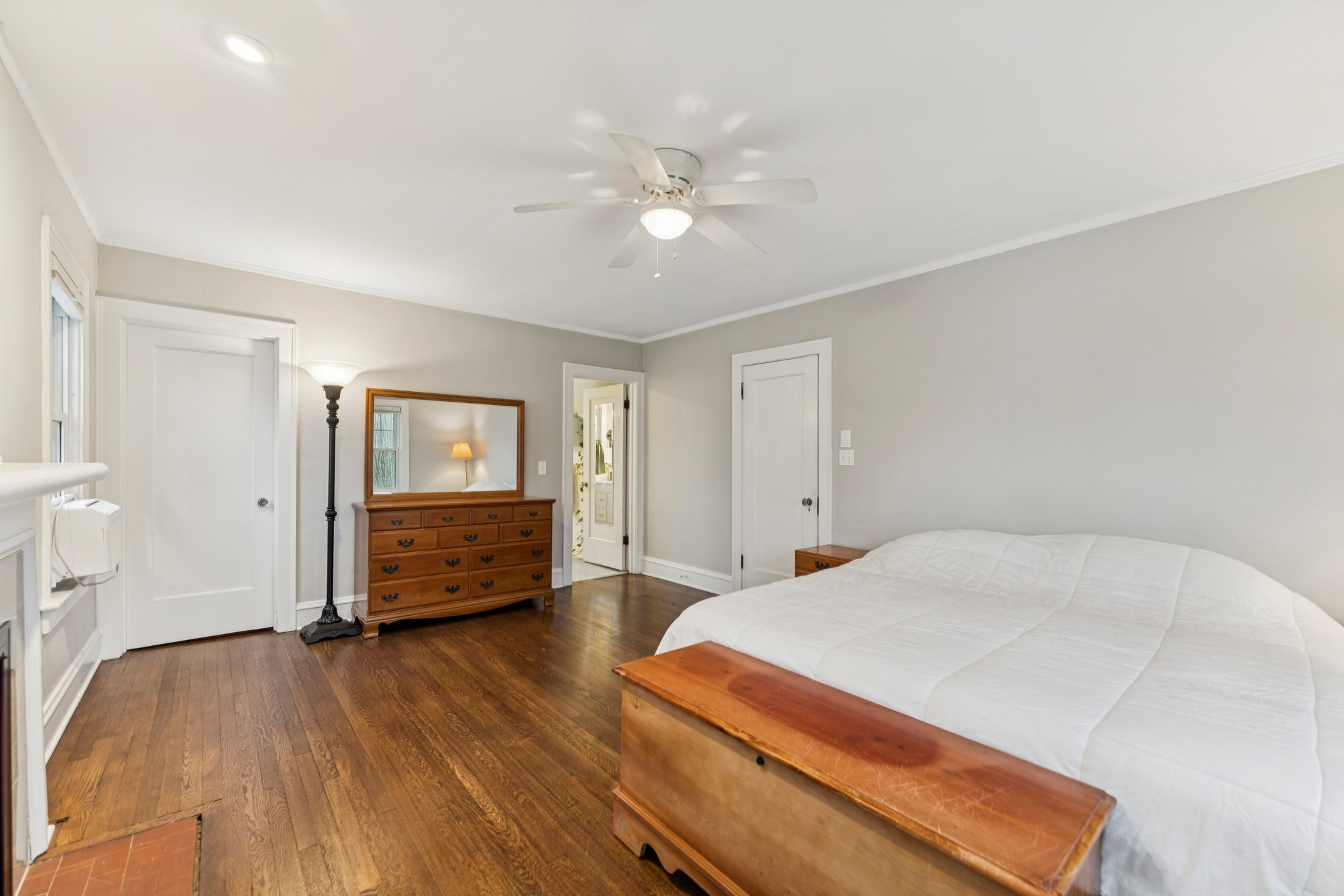 E Overlook Rd-S1504-049.jpg