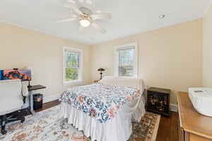 E Overlook Rd-S1504-029.jpg