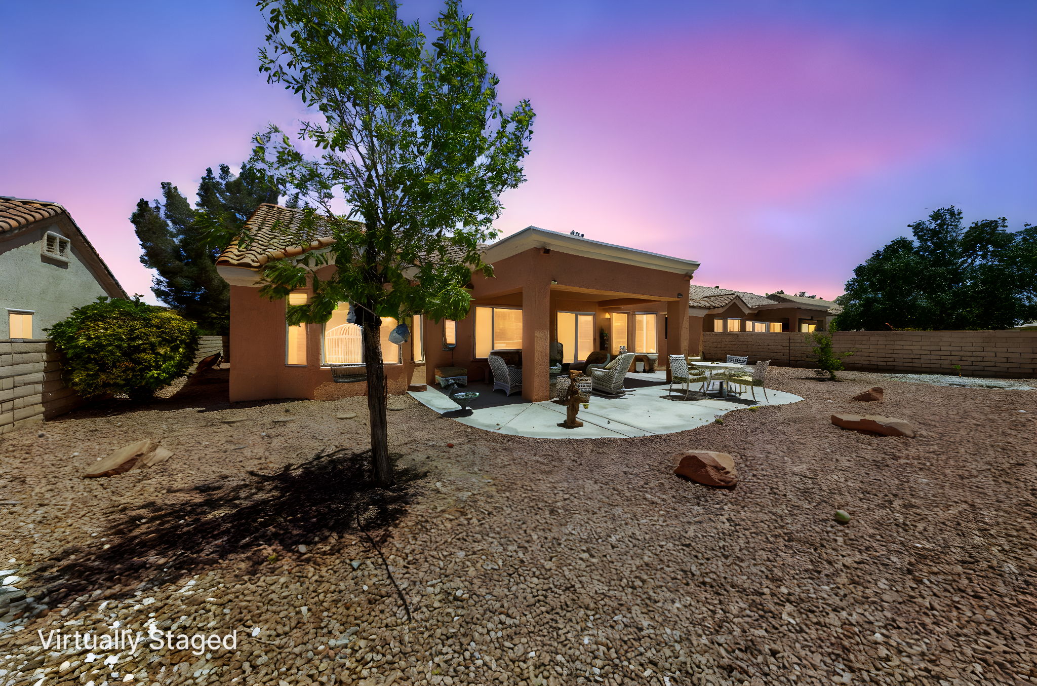 2925 Lotus Hill Dr-6 day to dusk.jpeg