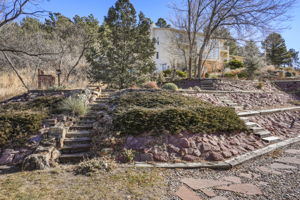  Photo 47