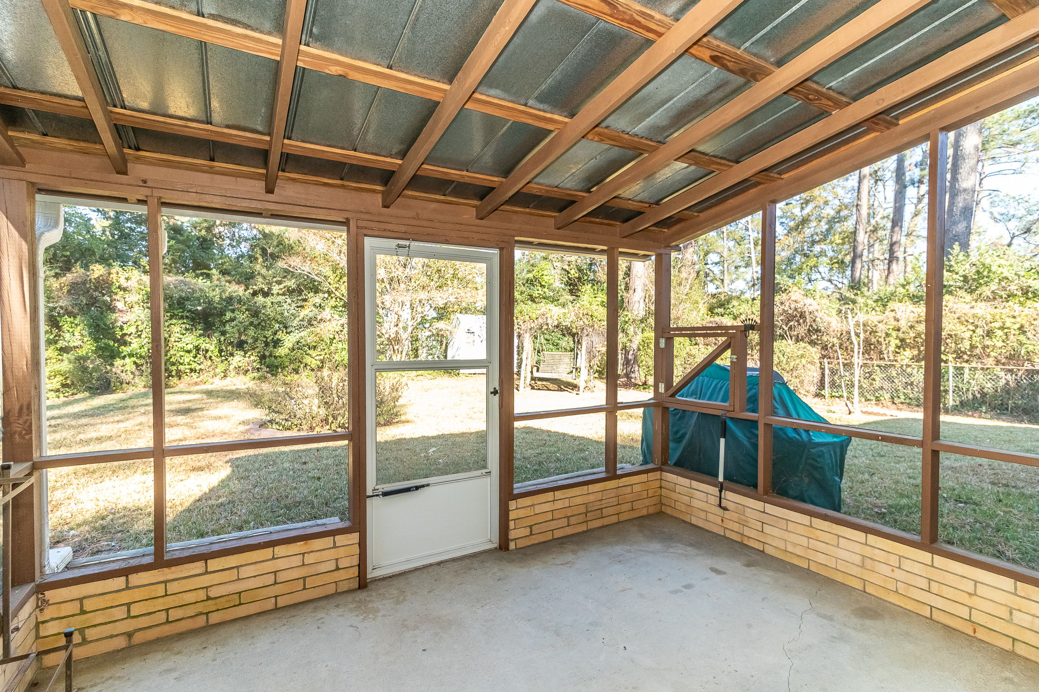 Screened-in Porch