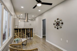 W Hayes Ave-008