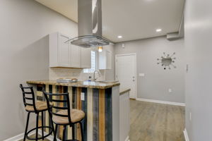 W Hayes Ave-012