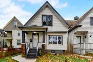 W Hayes Ave-003