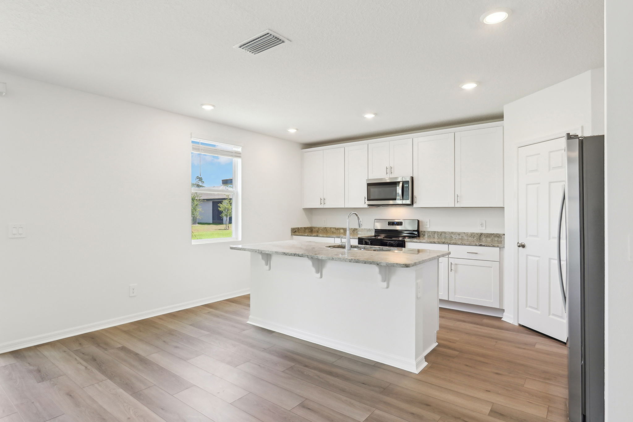 Orlando- Reserve at Twin Lakes-2925 Wild Olive Dr, St. Cloud, FL 34772-011
