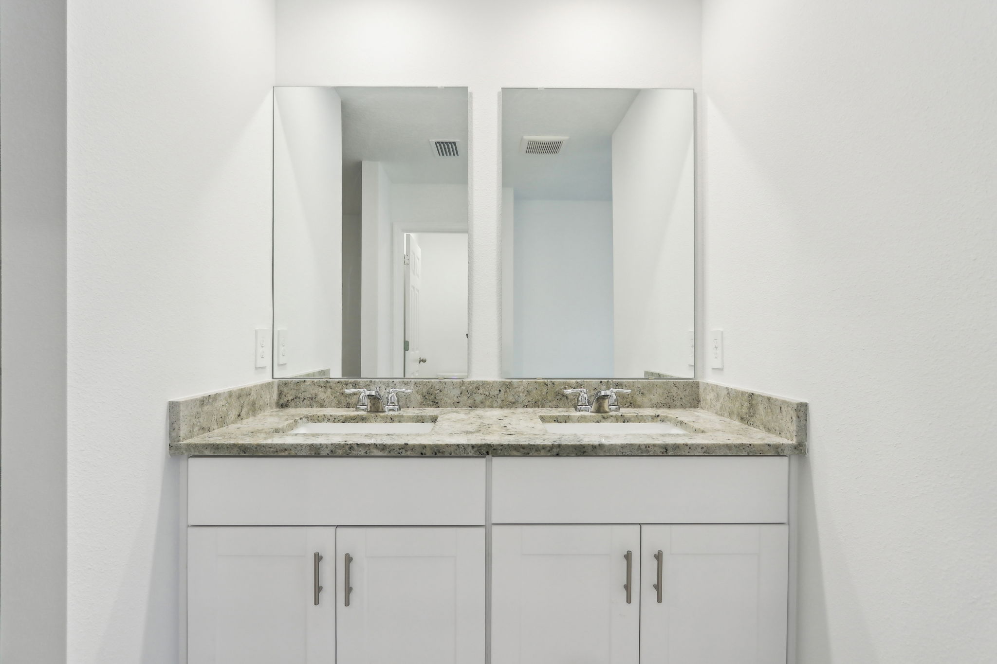 Orlando- Reserve at Twin Lakes-2925 Wild Olive Dr, St. Cloud, FL 34772-026