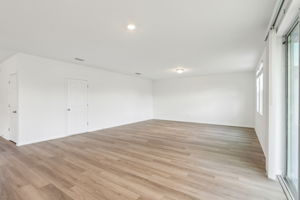 Orlando- Reserve at Twin Lakes-2925 Wild Olive Dr, St. Cloud, FL 34772-006