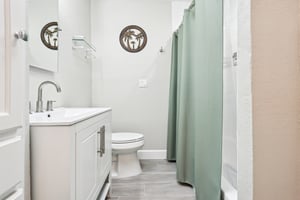 Carriage Dr-0706-022.jpg