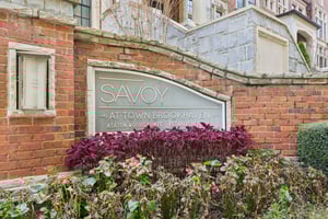 Hermance Dr NE-S0412-001.jpg