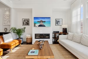 Hermance Dr NE-S0412-005.jpg