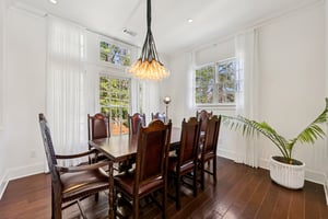 Hermance Dr NE-S0412-008.jpg