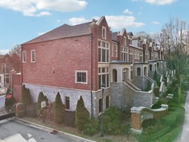 Hermance Dr NE-S0412-040.jpg