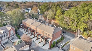 Hermance Dr NE-S0412-051.jpg