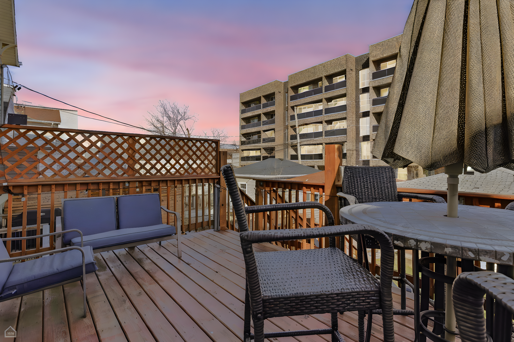 2926 W Belden Ave 1 - Karen Biazar_013 day to dusk.jpeg