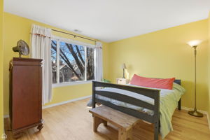 2926 W Belden Ave 1 - Karen Biazar_023