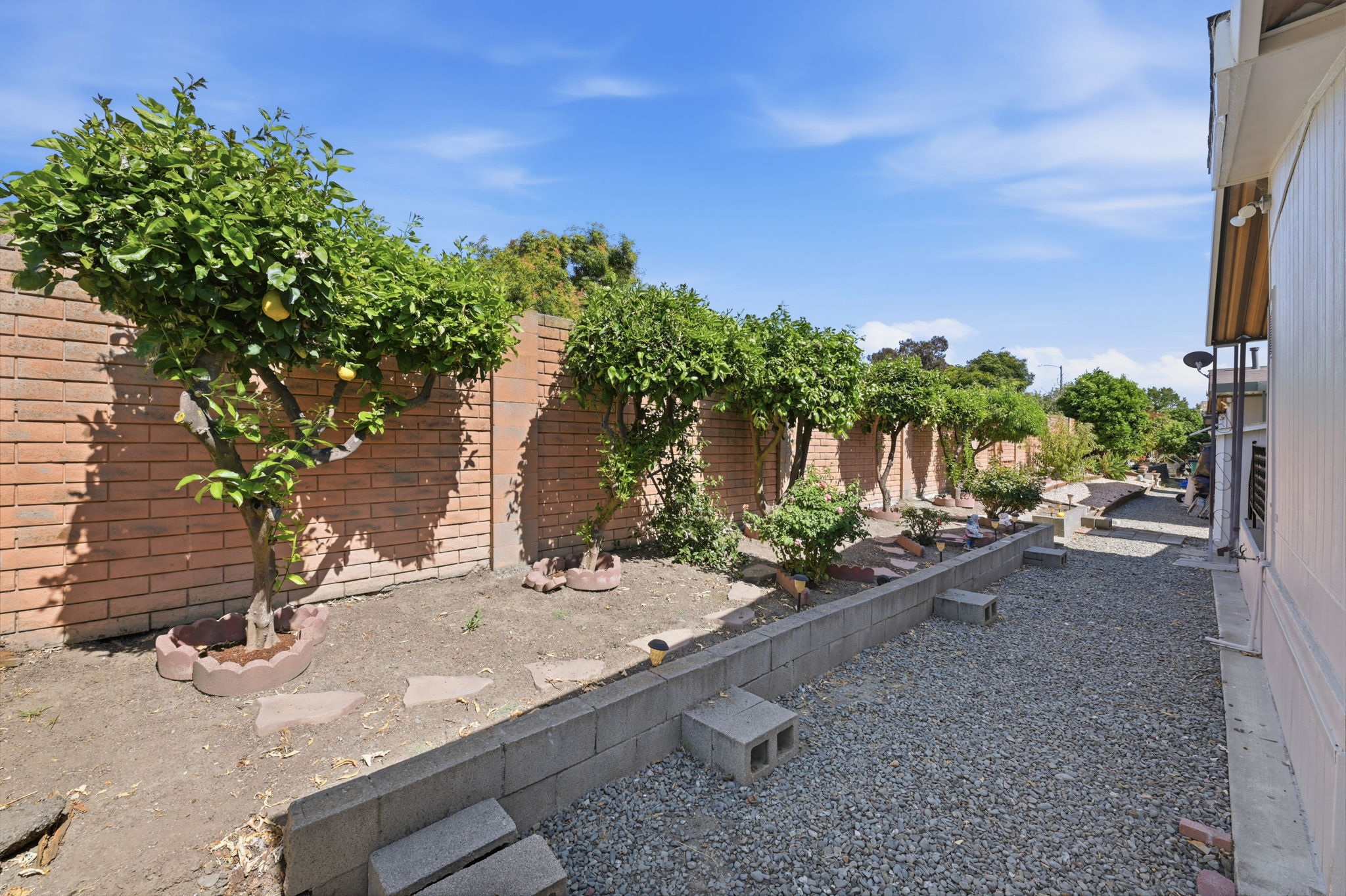 034_F8_29262 Whalebone Way