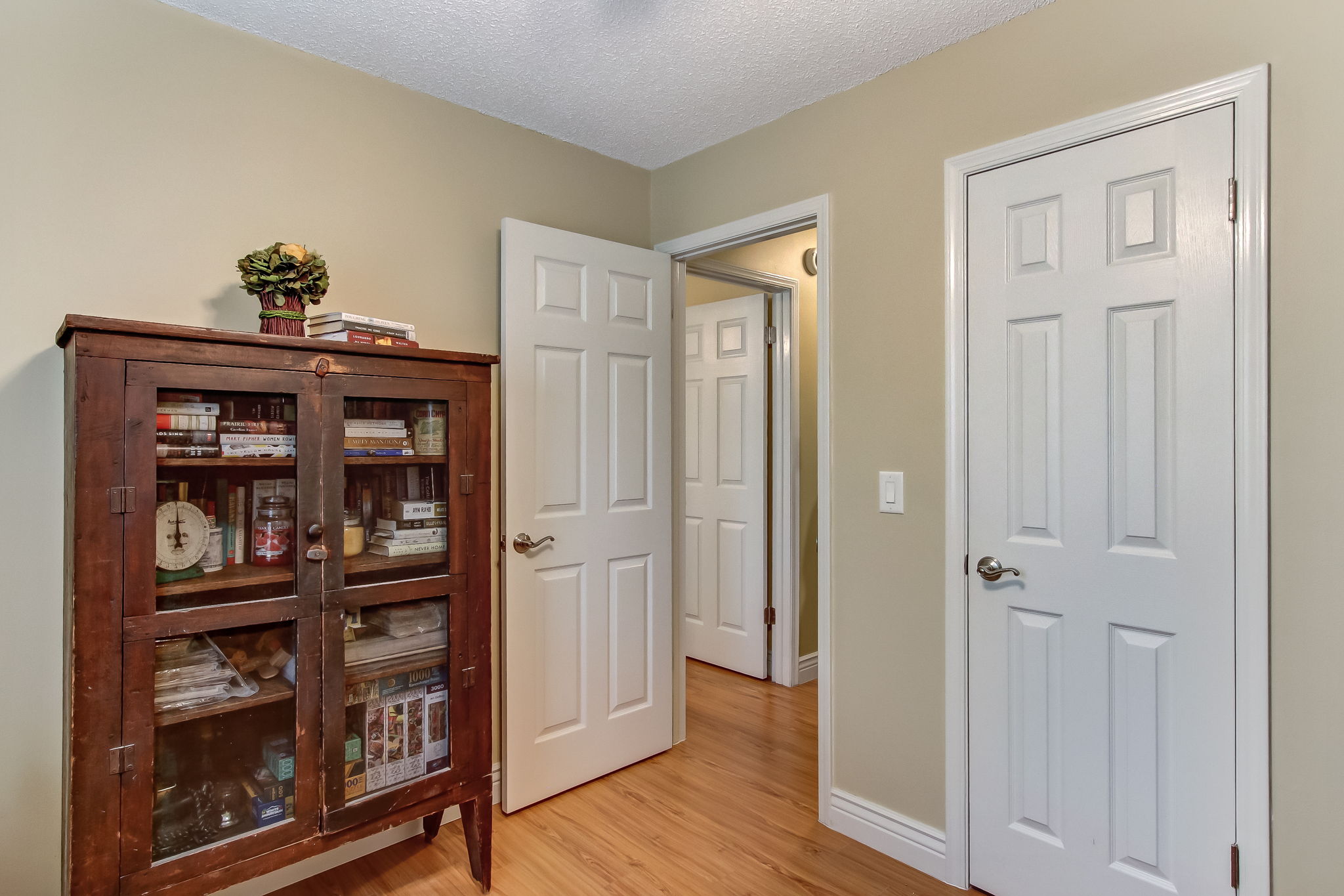 Bedroom/Office