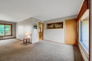 2929 Crestview Dr, Minneapolis, MN 55418, USA Photo 5