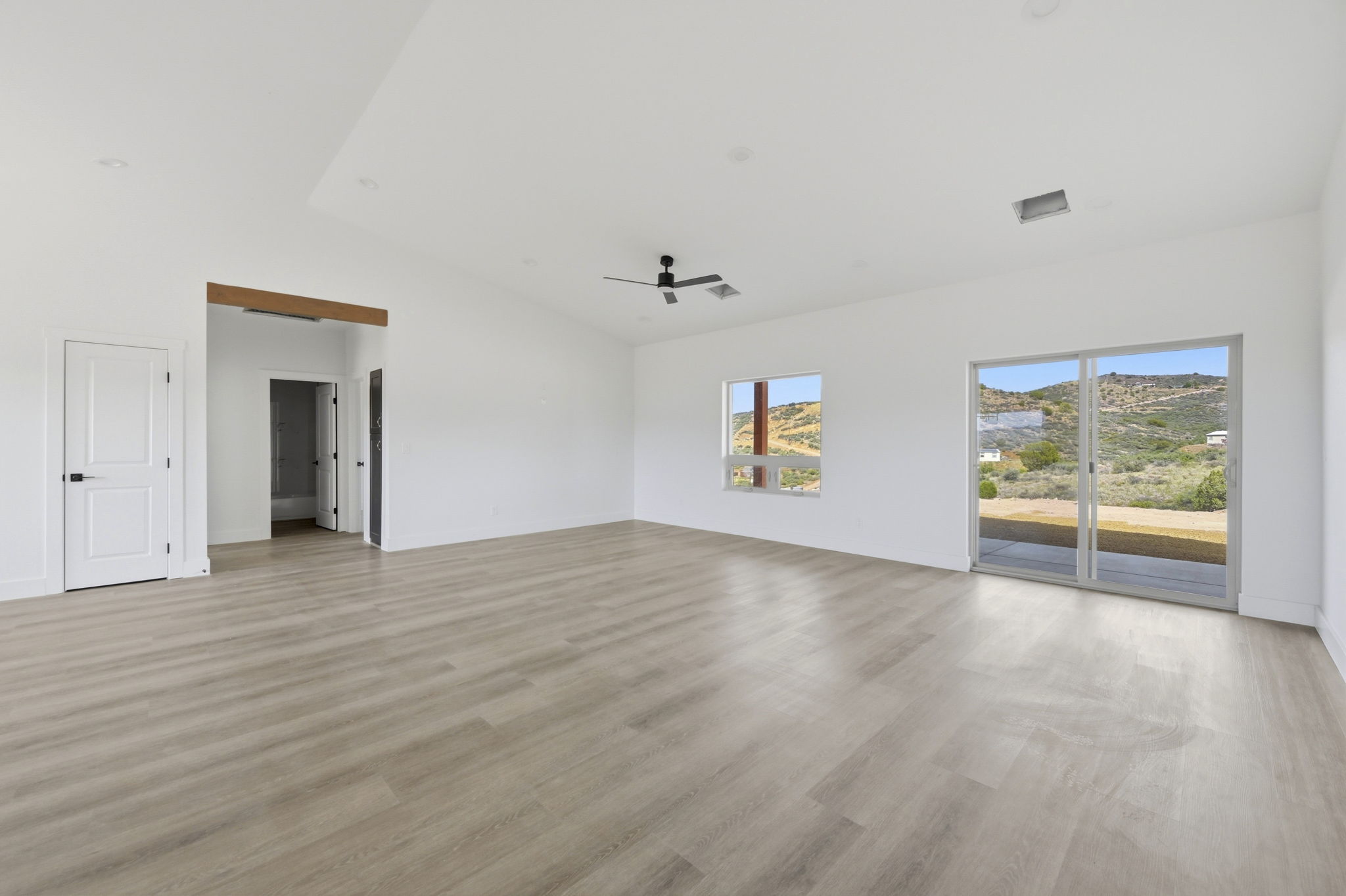Living Room 4