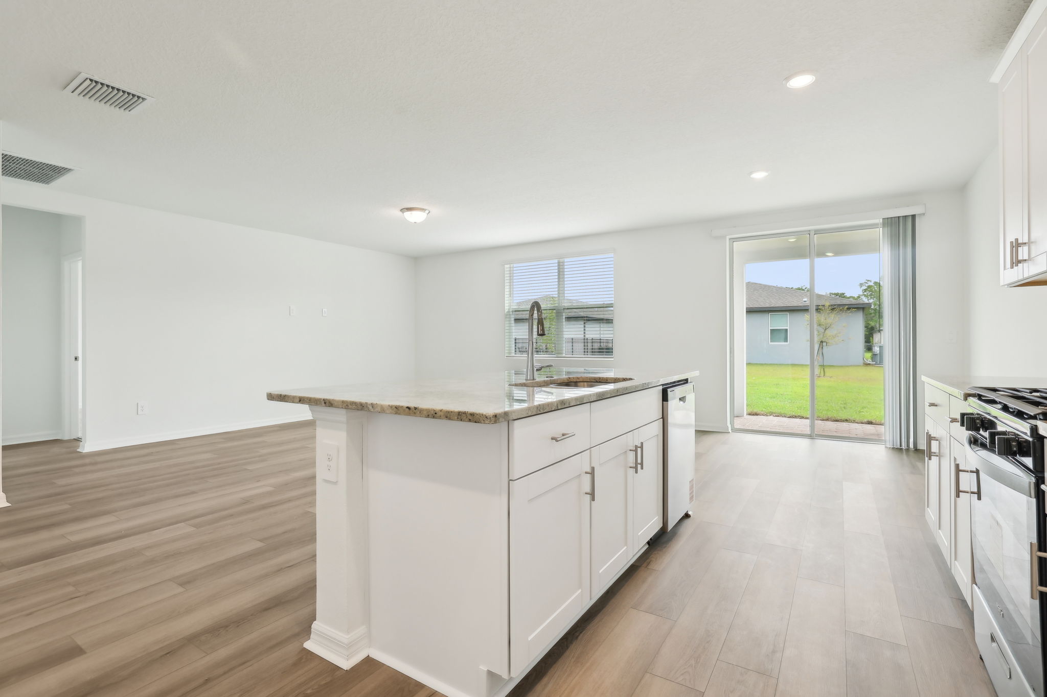 Orlando - Twin Lakes - Lot 1220 - 2929 Wild Olive Drive - 014