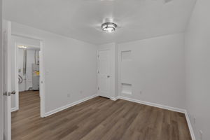  Photo 35