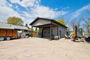  Photo 44