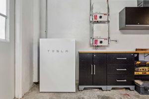 Tesla solar system (2020) powers the entire house. Current owners' electric bill is under $40/month on average since installation. Three Tesla Powerwall batteries provide whole-house backup during outages. Bring your EV and charge it using sunlight!